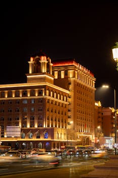  科技巨头面临考验，AI投入引发市场波动；阿里腾讯股价调整明显 IT技术