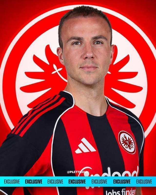  德天空独家爆料：格策续约法兰克福至2027年；未来几天内官宣在即。 体育新闻