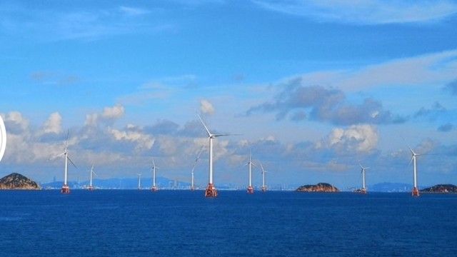 屏幕背后的沉默:当一代人失去真实世界的拥抱 情感心理