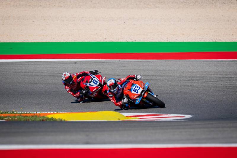 技术解码:张雪机车820RR-RS凭什么让34岁老将登顶WorldSSP 体育新闻