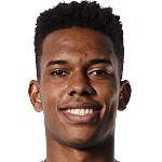 边锋技术解剖:埃斯特旺传射建功的战术密码与成长轨迹 体育新闻