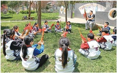 【技术解密】一片铜簧的修炼之路：大关芦笙匠人六代传承的工艺基因