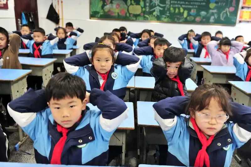  【深度解析】教室监控全覆盖的技术架构与教育治理范式革命 教育招生