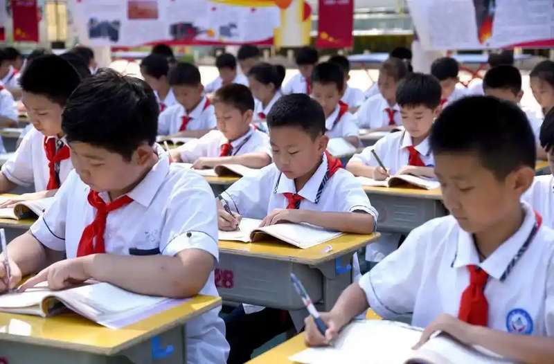  【深度解析】教室监控全覆盖的技术架构与教育治理范式革命 教育招生