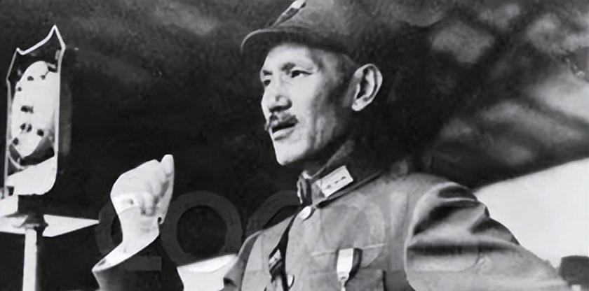  从权力巅峰到坠机殒命：戴笠之死的深层权力逻辑解析 新闻